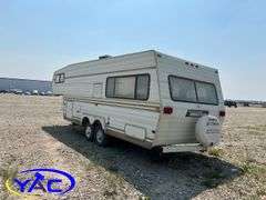 1983  TRAVELLAIRE  FIFTH WHEEL CAMPER
