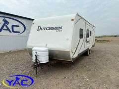 2010  DUTCHMEN V3667A  28GGS TRAVEL TRAILER