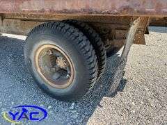 1980 FORD F600 GRAIN TRUCK