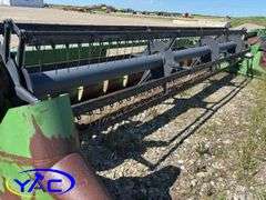 JOHN DEERE 222 FLEX HEADER 22'