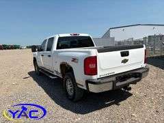 2007 CHEV SILVERADO 2500HD CREWCAB 4WD DIESEL
