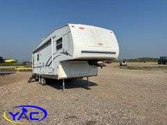 2003  THOR  DUTCHMAN FIFTH WHEEL CAMPER