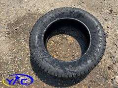 4- 225/65R17 Tires (BUYER MUST PAY 4X THE BID PRICE)