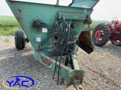 BALE KING BALE SHREDDER