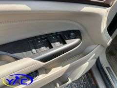 2012 CADILLAC SRX V6 AWD