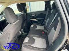 2018 JEEP CHEROKEE SPORT 4DR 4WD