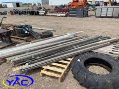 Large Bundle pf Vinyl "J" Channel 200pcs