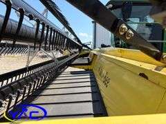 JOHN DEERE A400 SELF-PROPELLED SWATHER W/ 30' HONEY BEE HEADER