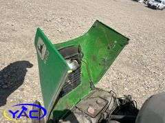 JOHN DEERE 600 SNOWMOBILE - NOT RUNNING