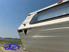 1983  TRAVELLAIRE  FIFTH WHEEL CAMPER