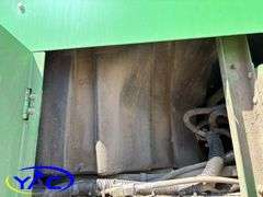 JOHN DEERE A400 SELF-PROPELLED SWATHER W/ 30' HONEY BEE HEADER