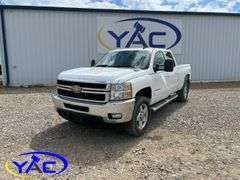 2011 CHEV SILVERADO 2500HD CREWCAB 4WD