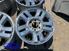 4- 18" Aluminum Ford Rims W/ Center Caps & Lug Nuts