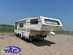 1983  TRAVELLAIRE  FIFTH WHEEL CAMPER