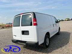 2013  CHEVROLET  EXPRESS VAN  2WD