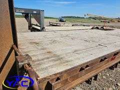2011  FLATDECK H & H TRAILER