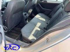2011 VOLKSWAGEN JETTA 2.0 TDI 4DR