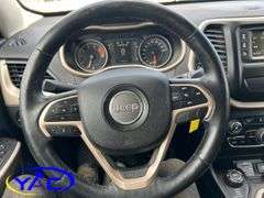 2018 JEEP CHEROKEE SPORT 4DR 4WD