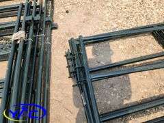 5- 9'6 Cattle/Horse Panel W/ Gate (BUYER MUST PAY 5X THE BID PRICE)