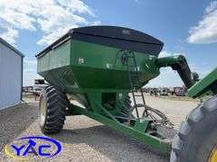 BRENT 620 BU GRAIN CART W/ HOPPER EXTENSIONS