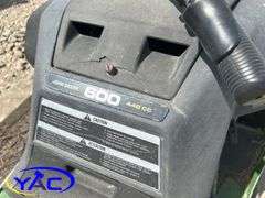 JOHN DEERE 600 SNOWMOBILE - NOT RUNNING