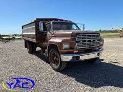 1980 FORD F600 GRAIN TRUCK