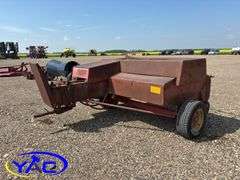 MASSEY FERGUSON 124 SQAURE BALER