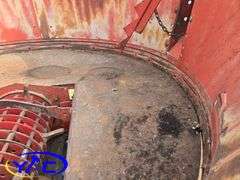 CaseIH 8610 Tub Grinder