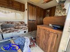 1983  TRAVELLAIRE  FIFTH WHEEL CAMPER