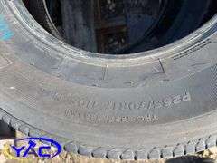 2- Bridgestone Dueler 235/70R17 Tires