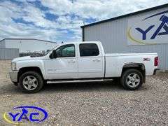 2011 CHEV SILVERADO 2500HD CREWCAB 4WD