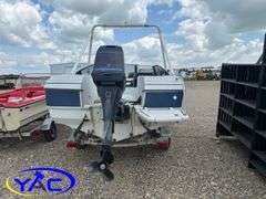 1987 BAYLINER CAPRI BOAT W/ 2004 EZ-LOADER TRAILER