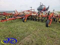 BOURGAULT 8810 /SC 430 NEW HOLLAND CART