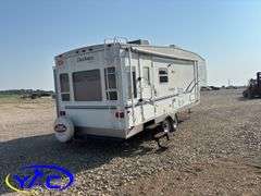 2003  THOR  DUTCHMAN FIFTH WHEEL CAMPER