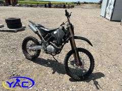 2011 BLACK PANTERA 250 DIRT BIKE - NOT RUNNING