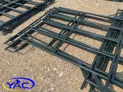 5- 9'6 Cattle/Horse Panel W/ Gate (BUYER MUST PAY 5X THE BID PRICE)