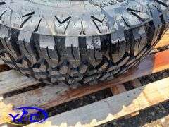 4- 35X12.50R18 Tires (BUYER MUST PAY 4X THE BID PRICE)