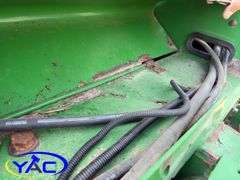 JOHN DEERE 582 SILAGE SPECIAL ROUND BALER