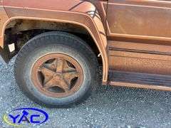 1980 FORD F600 GRAIN TRUCK