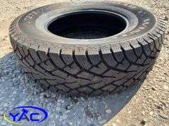 275/70R18 Tire