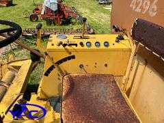Minneapolis Moline 4296 Self-Propelled Combine