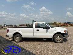 2011  FORD  F150 REG CAB 2WD