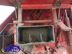 CASE RBX562 ROUND BALER
