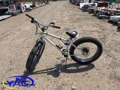 Schwinn Fat Bike Silver