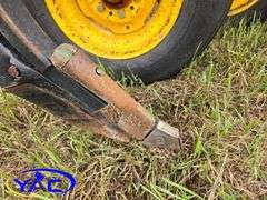 BOURGAULT 8810 /SC 430 NEW HOLLAND CART