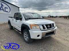 2011 NISSAN TITAN 5.6 SV CREW CAB 4WD