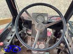 VERSATILE 160 BI-DIRECTIONAL TRACTOR
