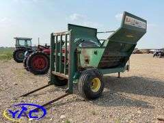 BALE KING BALE SHREDDER
