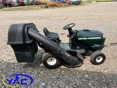 CRAFTSMAN RIDING LAWN MOWER