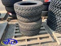 4- 225/65R17 Tires (BUYER MUST PAY 4X THE BID PRICE)